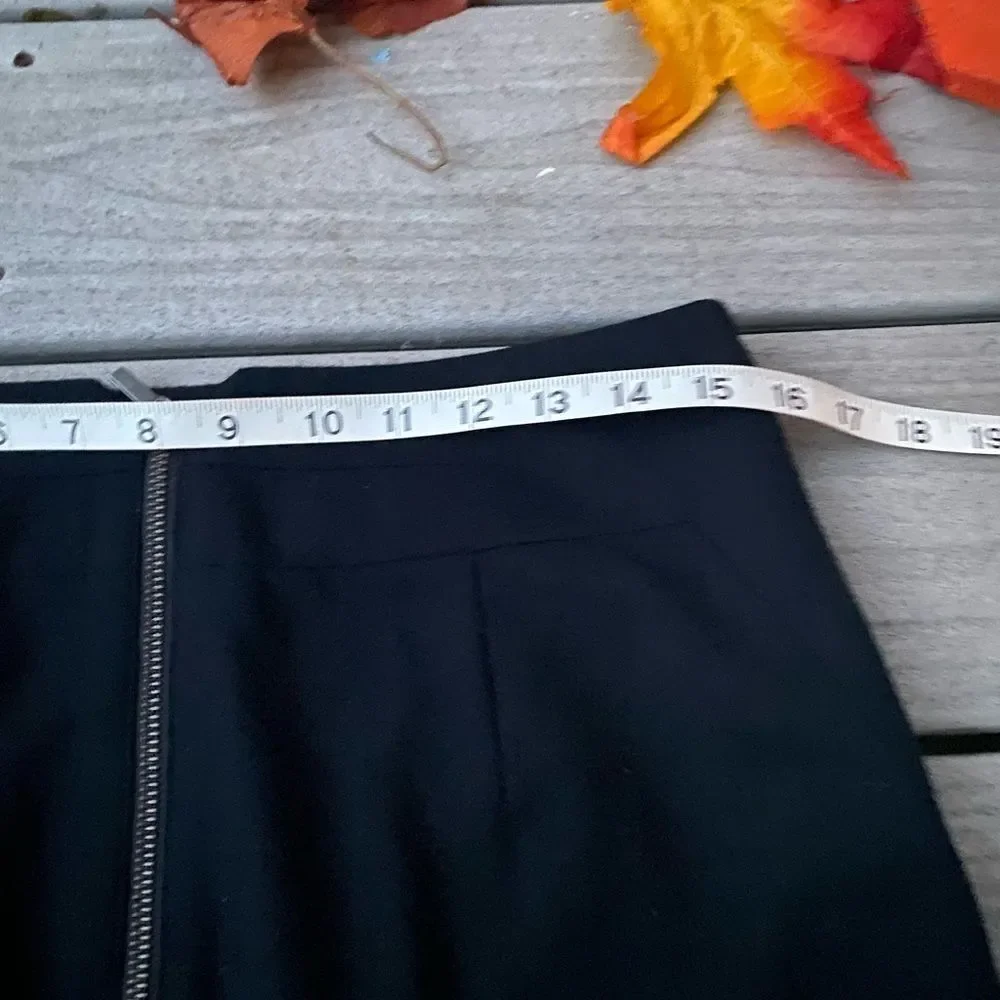 Banana Republic Exposed Zipper Black Wool Pencil Skirt Women's Size 6